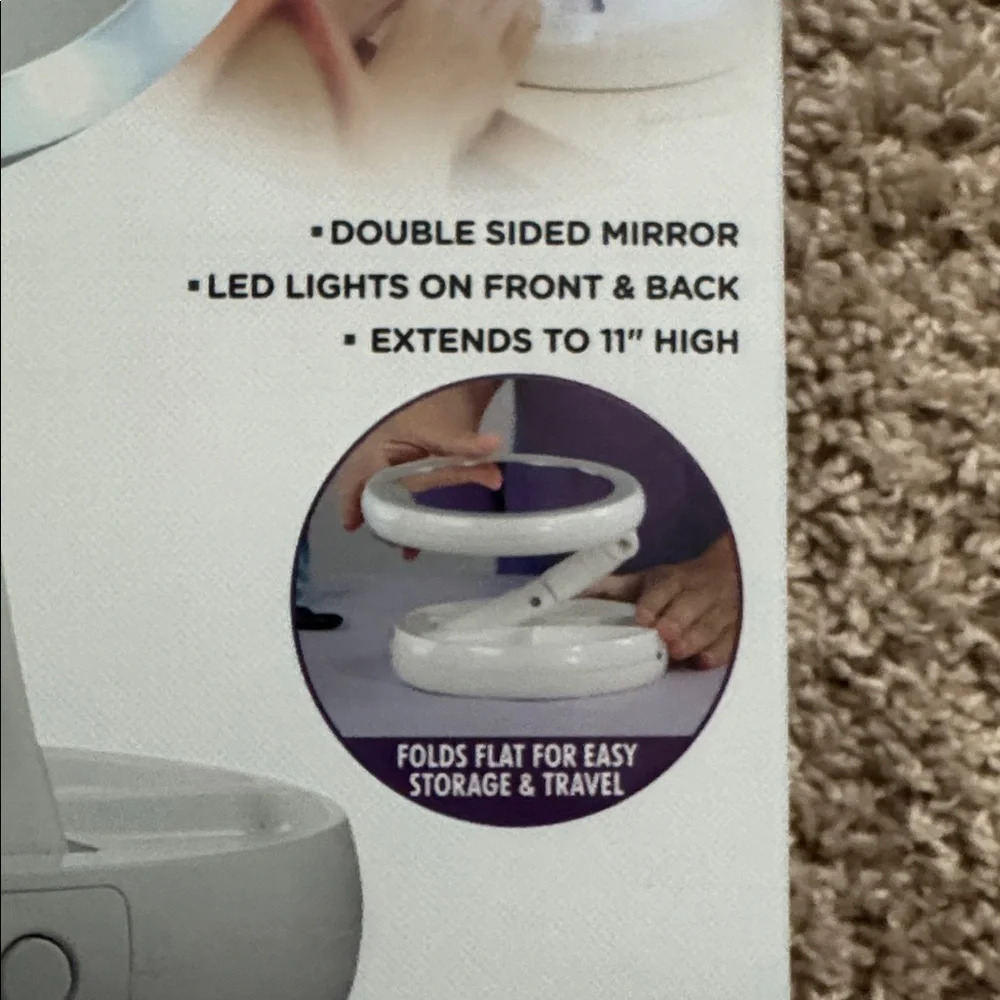 NWT My Foldaway Mirror